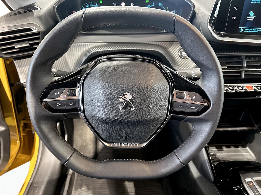 Bild på Active Pack 50kWh 136hk Aut - CARPLAY