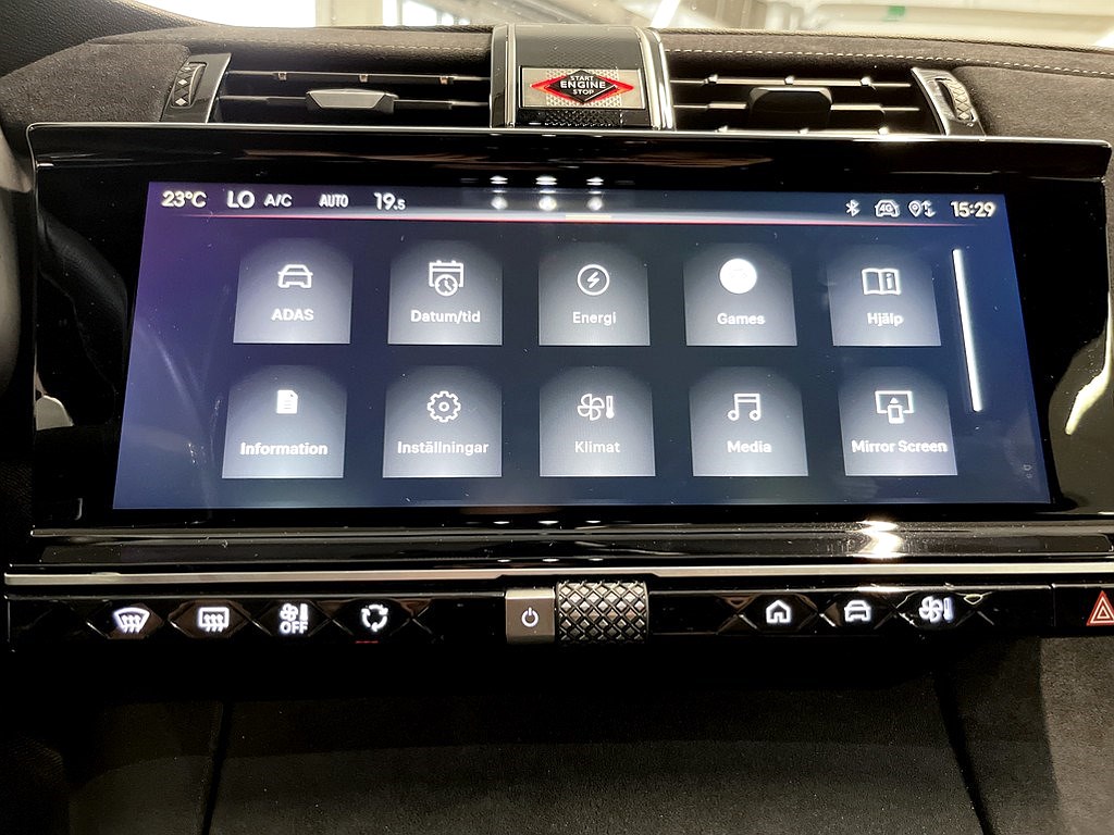 Bild på E-Tense Performance Line+ 300hk Aut AWD - 360-KAMERA, CARPLAY, M-VÄRM
