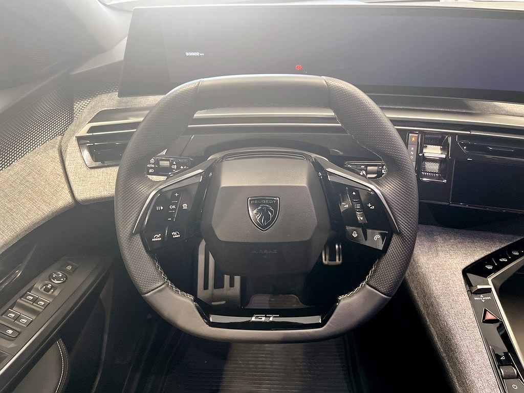 Bild på GT Ultimate HYBRID 136hk Aut - 7-SITS, 360-KAMERA