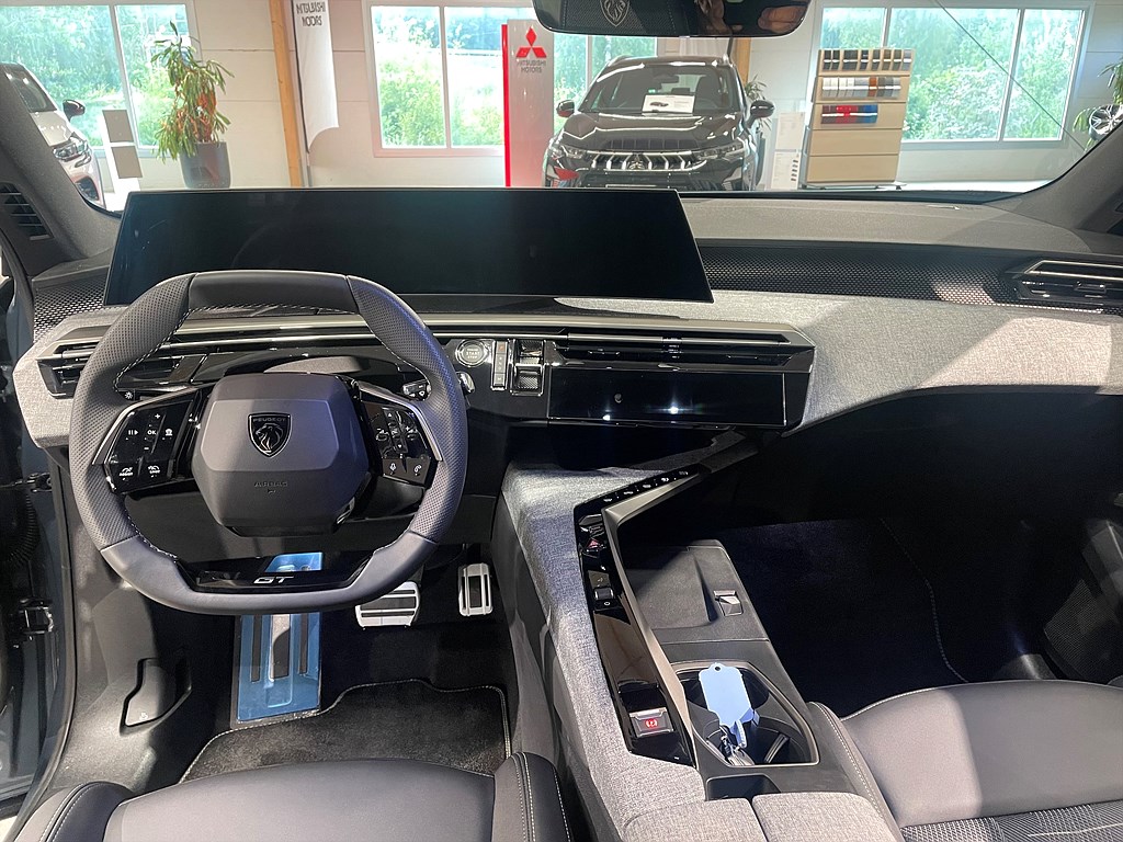 Bild på GT Hybrid 145hk Aut - B-KAMERA,CARPLAY,NAV