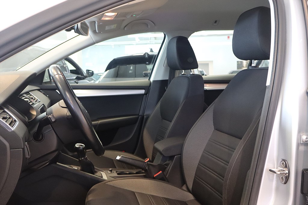 Bild på Ambition Kombi 1.0 TSI 115hk - DRAG,CARPLAY