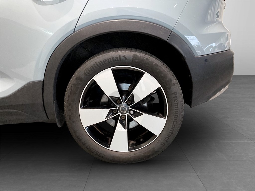 Bild på Momentum T5 250hk Aut - H/K,PANO,360-KAMERA