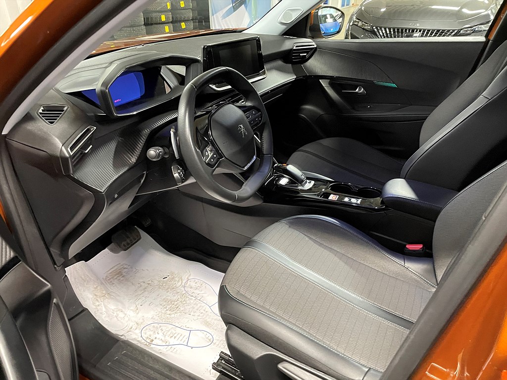 Bild på Allure 1.2 PT 130hk Aut - B-KAMERA, CARPLAY