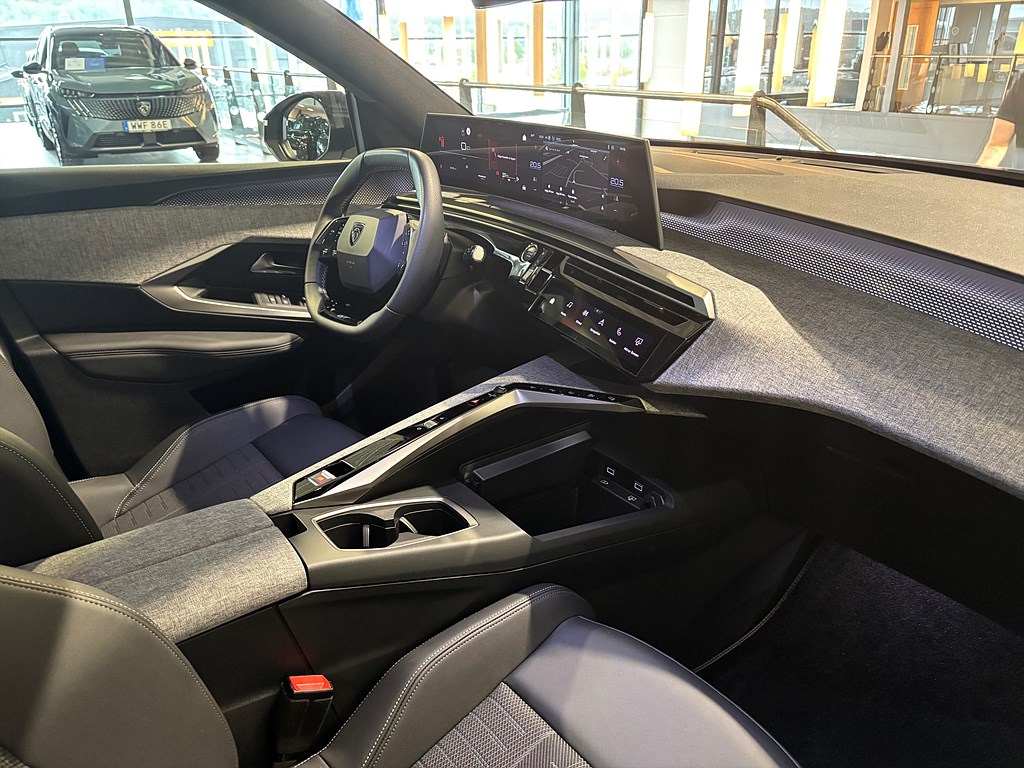 Bild på GT Hybrid 145hk Aut - B-KAMERA,CARPLAY,NAV