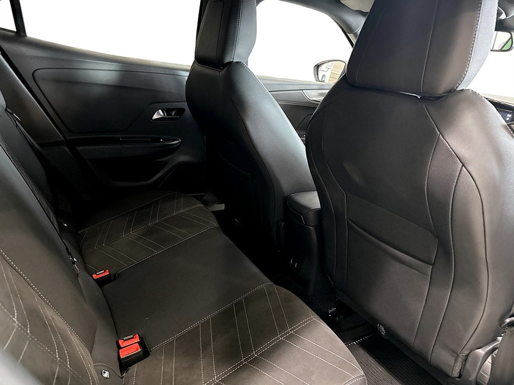 Bild på Ultimate 1.2 Pt 130hk Aut - B-KAMERA, RATTVÄRME