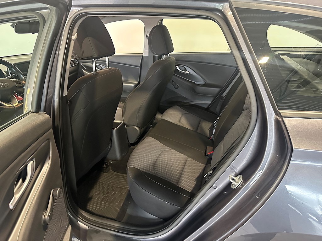 Bild på Kombi Life 1.0 T-GDI 120hk - RATTVÄRME, FARTHÅLLARE