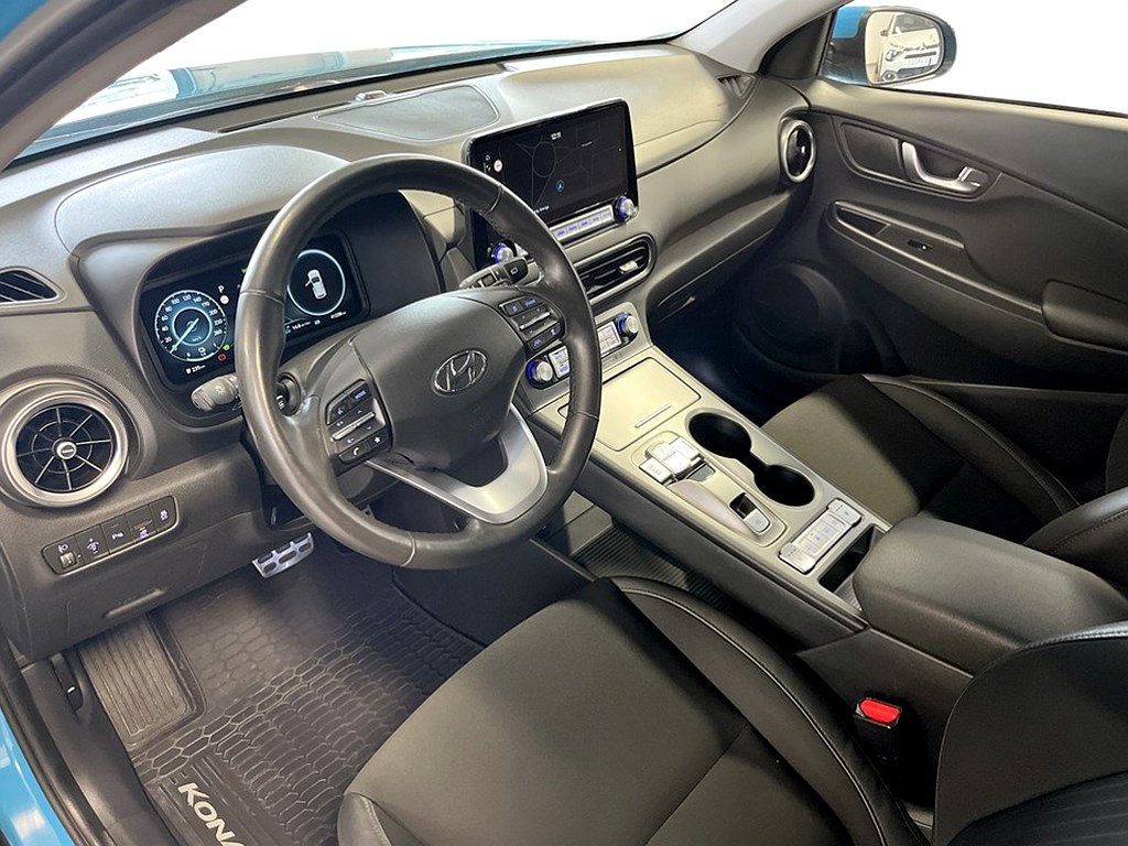 Bild på Essential 39.2 kWh 136hk Aut - B-KAMERA, CARPLAY