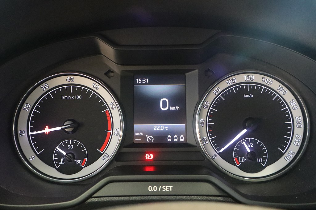 Bild på Ambition Kombi 1.0 TSI 115hk - DRAG,CARPLAY