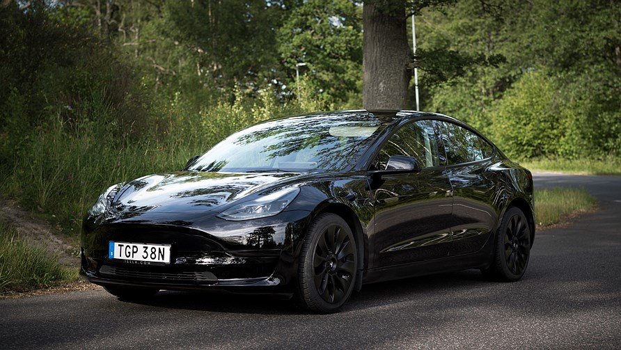 Tesla MODEL 3 Standard Range Plus 383HK