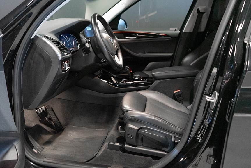 BMW X3 xDrive30i X-Line 252hk