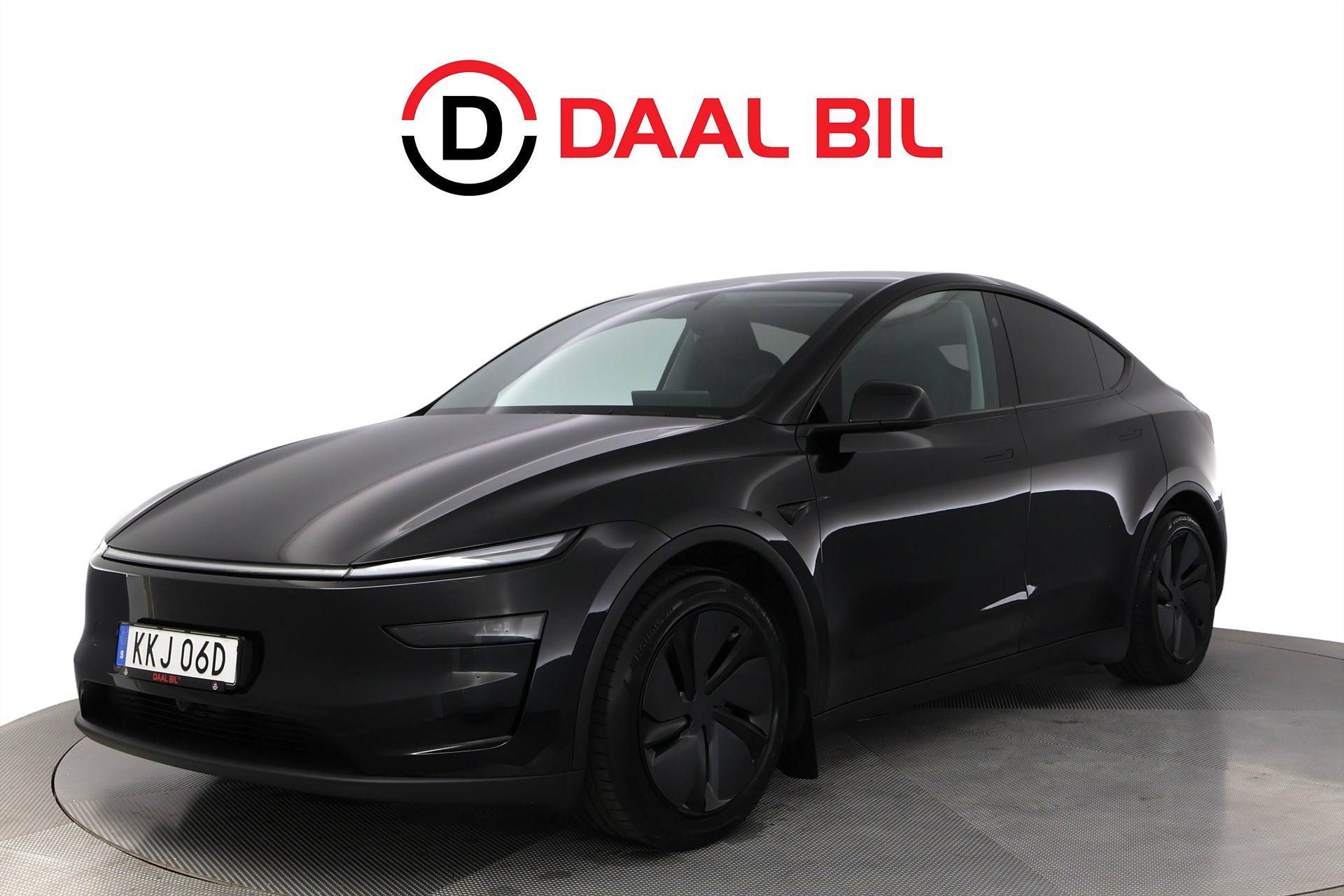 Tesla Model Y 2025