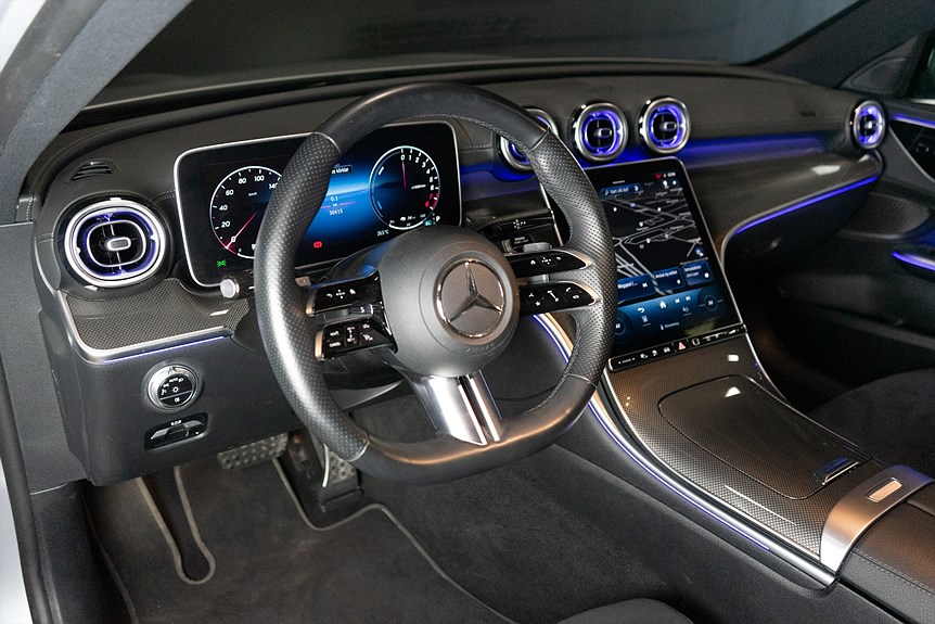 Mercedes-Benz C 300 e Sedan AMG Premium Night 313hk