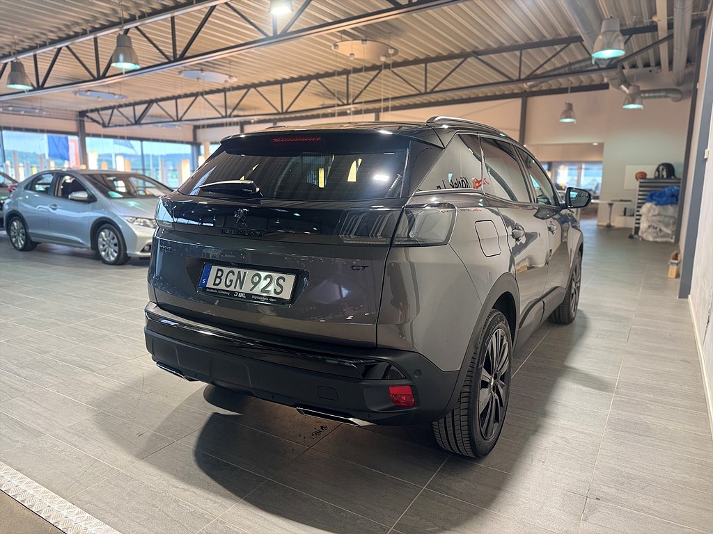 Bild på GT BLACK PACK 1.2 PT 130hk Aut - PEUGEOT APPROVED