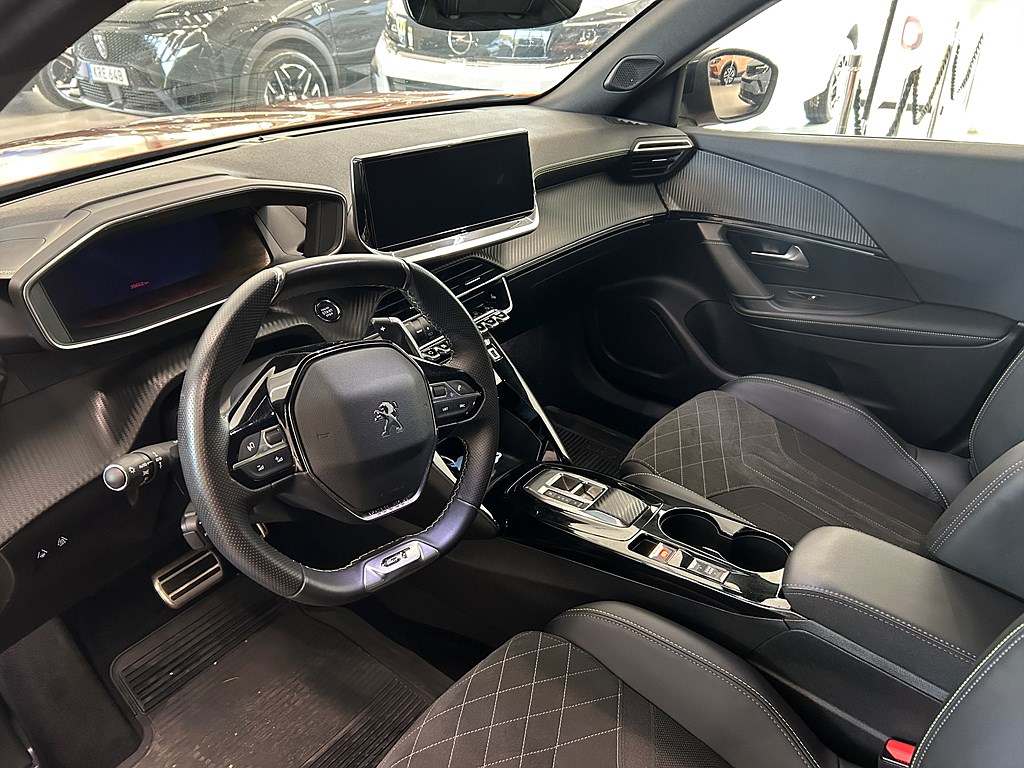 Bild på GT 1.2 PT 155hk Aut - B-KAMERA,CARPLAY