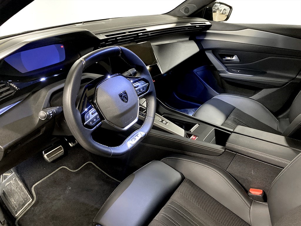 Bild på SW GT 1.2 PT 130hk Aut - 360-KAMERA, CARPLAY
