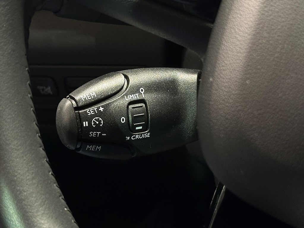 Bild på Shine 1.2 PT 130hk Aut - CARPLAY, P-SENSORER