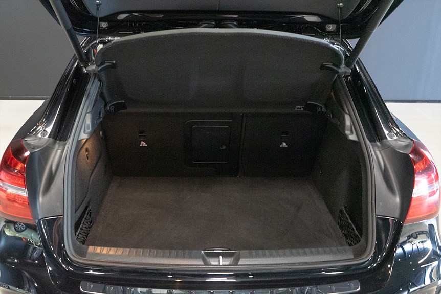 Mercedes-Benz GLA 250 4MATIC AMG 211hk