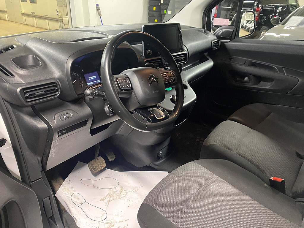 Bild på Premium Business  1.5 BHDi 130hk Aut L2 - DRAG