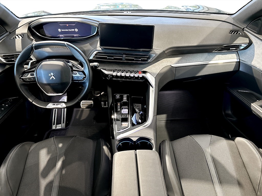 Bild på GT Black Pack 1.2 PT 130hk Aut - B-KAMERA, NAVI