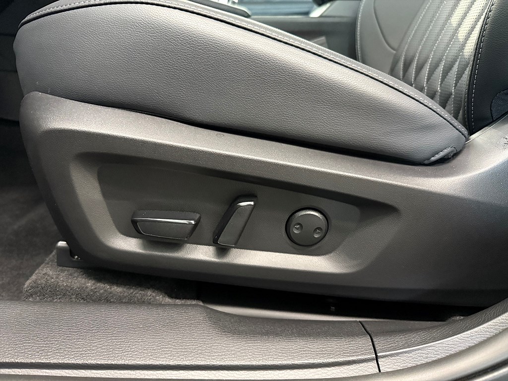 Bild på Instyle PHEV Aut 4WD - DEMO