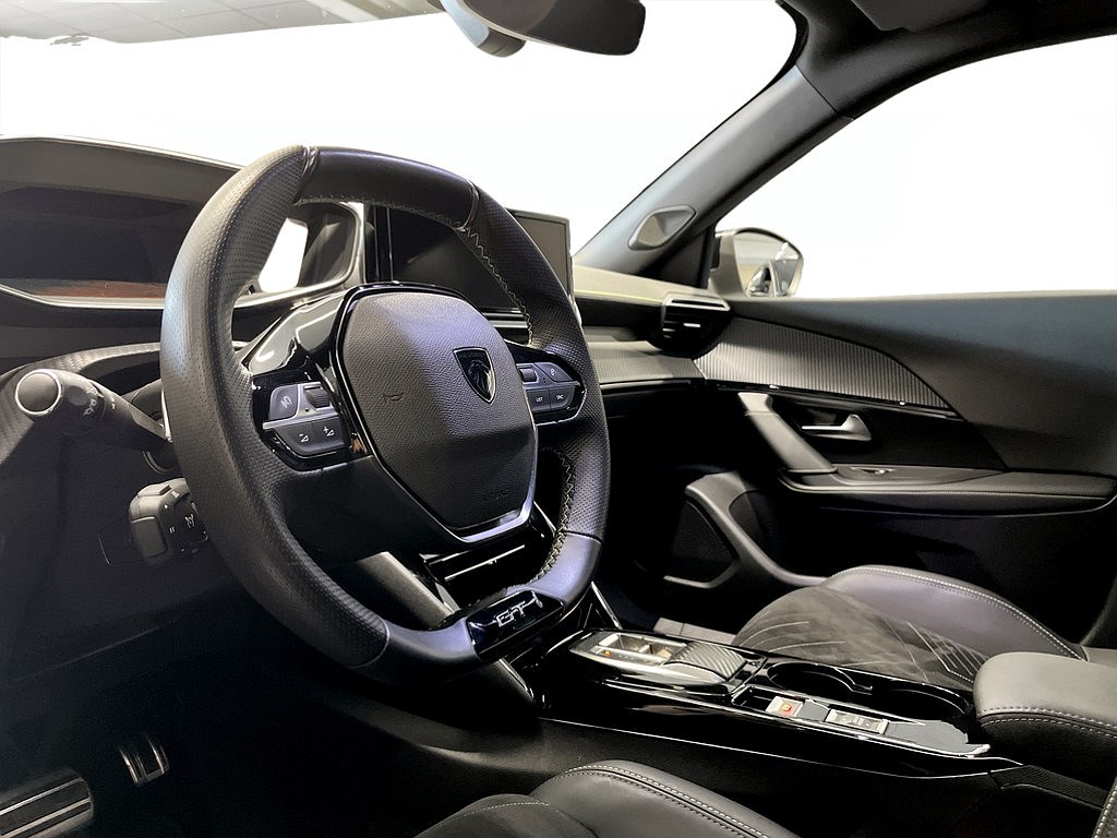 Bild på GT 1.2 PT 130hk Aut - B-KAMERA,CARPLAY,NAVI
