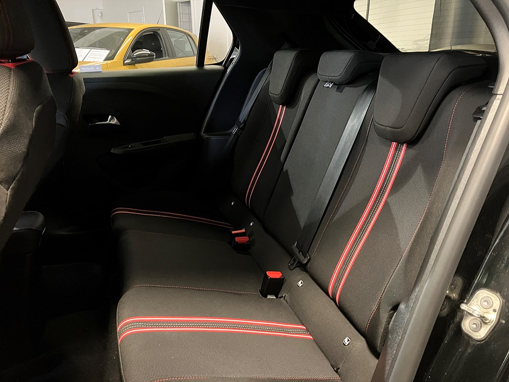 Bild på GSI 50kWh 136hk Aut - B-KAMERA, CARPLAY, NAV