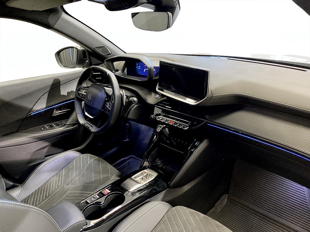 Bild på GT 1.2 PT 130hk Aut - 360-KAMERA, CARPLAY, NAVI