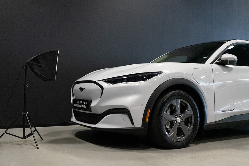 Ford Mustang Mach-E Long Range 294hk