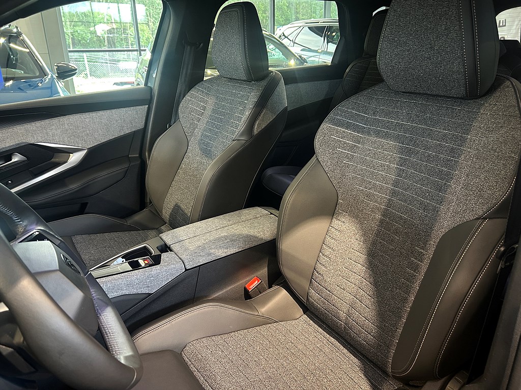 Bild på Allure Hybrid 145hk Aut - 7-SITS, B-KAMERA, CARPLAY