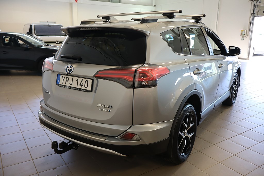 Bild på X-EDITION Hybrid 2.5 E-CVT 197hk Aut AWD - B-KAMERA, DRAG