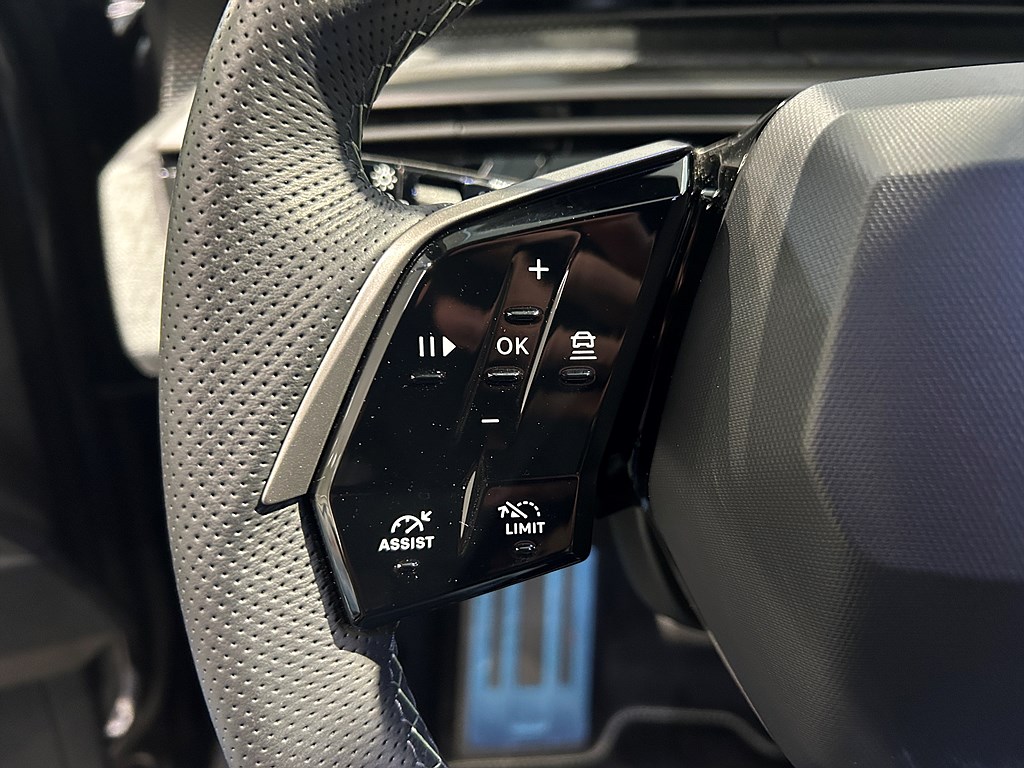 Bild på GT Hybrid 145hk Aut - 7-SITS,B-KAMERA,NAV