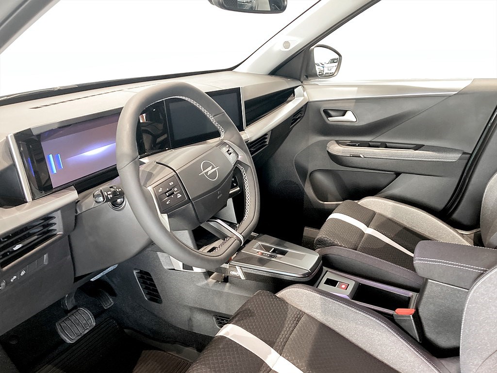 Bild på GS Hybrid 136hk - DEMO