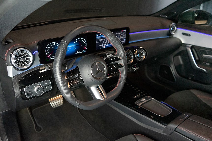 Mercedes-Benz CLA 250 e AMG Advanced Plus Coupé 218hk