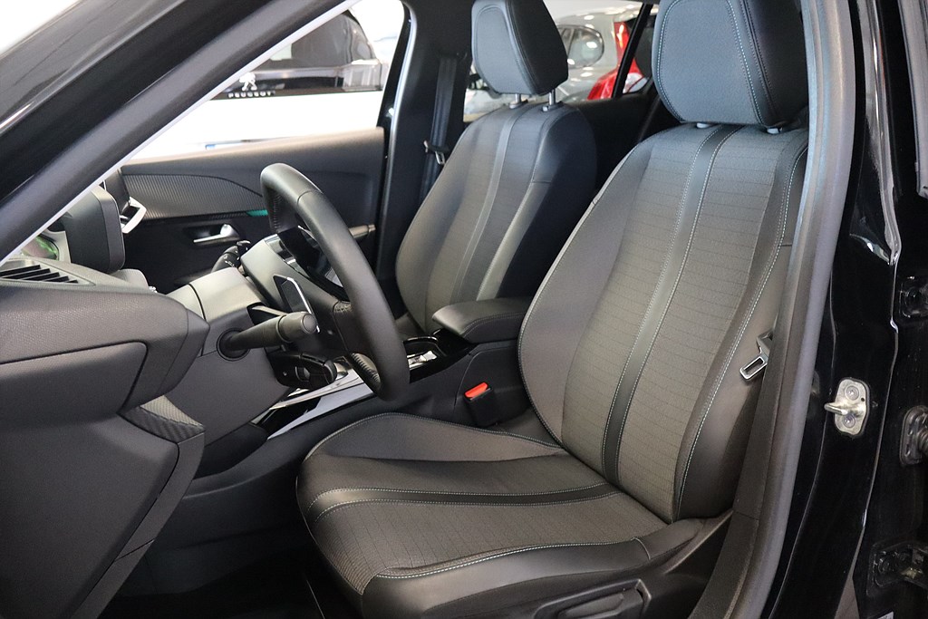 Bild på Allure Pack 1.2 PT 100hk Aut - B-KAMERA, CARPLAY