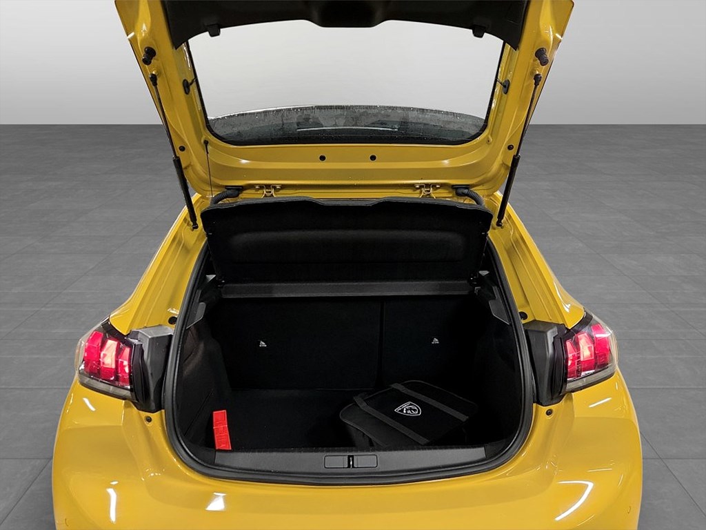 Bild på Active Pack 50kWh 136hk Aut - CARPLAY, NAVI