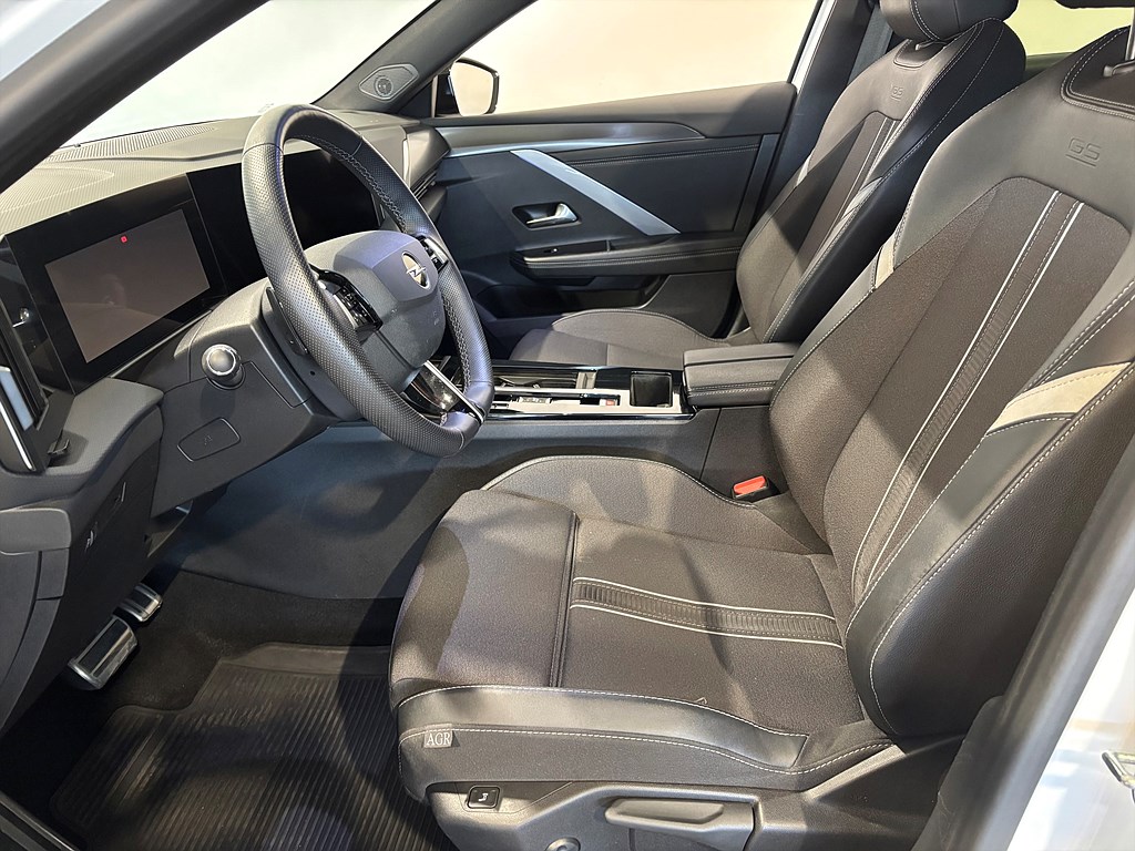 Bild på ST GS 1.2 PT 130hk Aut - 360-KAMERA, CARPLAY