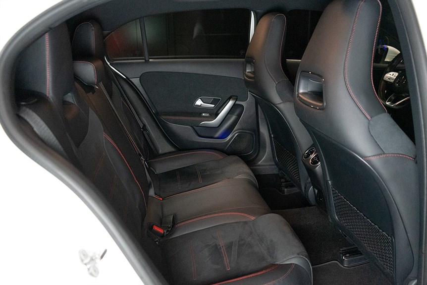 Mercedes-Benz A 250 e AMG Version Advanced 218hk