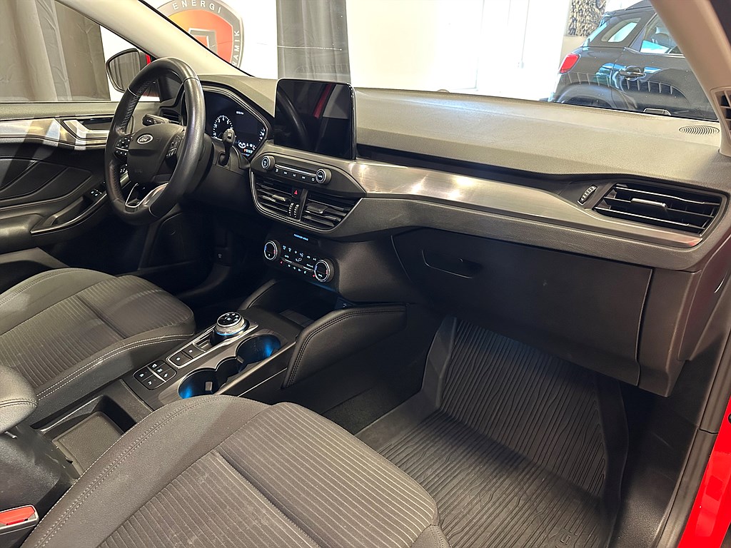 Bild på Kombi 1.0 EcoBoost 125hk Aut - B-KAMERA, CARPLAY
