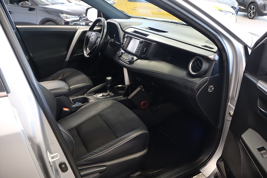 Bild på X-EDITION Hybrid 2.5 E-CVT 197hk Aut AWD - B-KAMERA, DRAG