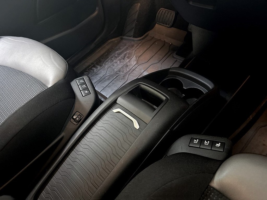 Bild på Grand SpaceTourer Shine 1.5 BHDi 130hk - B-KAMERA