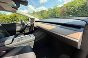 Tesla MODEL Y Long Range AWD 514hk