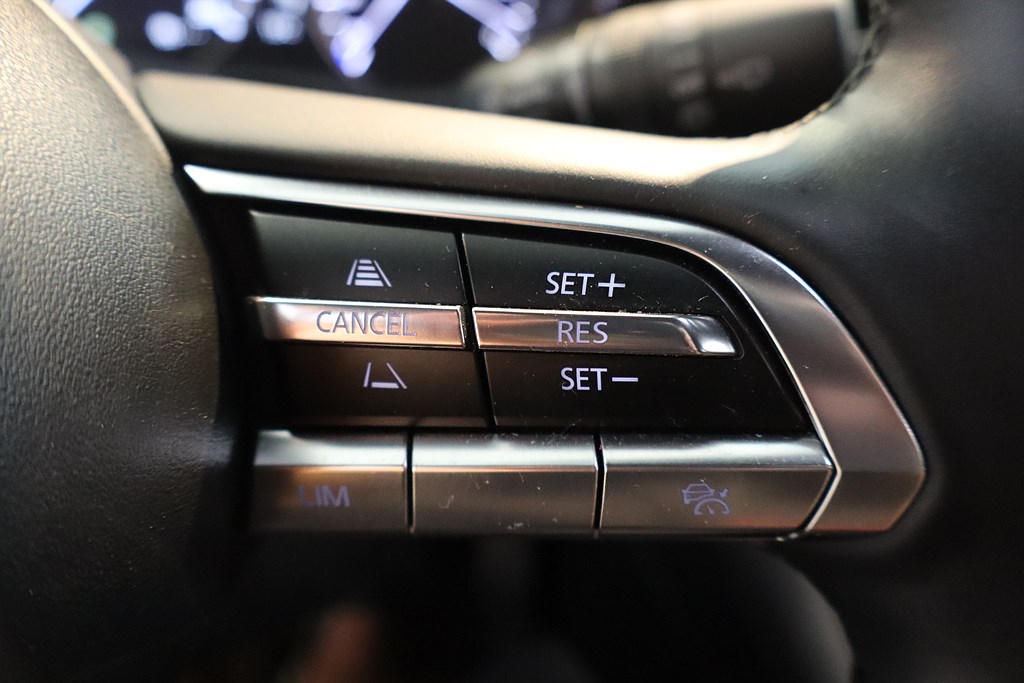 Bild på Hatchback Sky 2.0 SKYACTIV-G M Hybrid 150hk - B-KAMERA