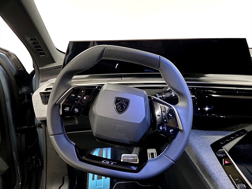 Bild på GT Hybrid 145hk Aut - 7-SITS, B-KAMERA