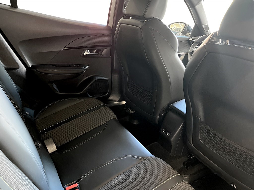 Bild på GT 1.2 PT 130hk Aut - B-KAMERA, CARPLAY