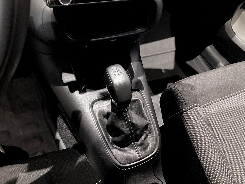 Bild på Feel 1.2 PT 83hk - CARPLAY, FARTHÅLLARE