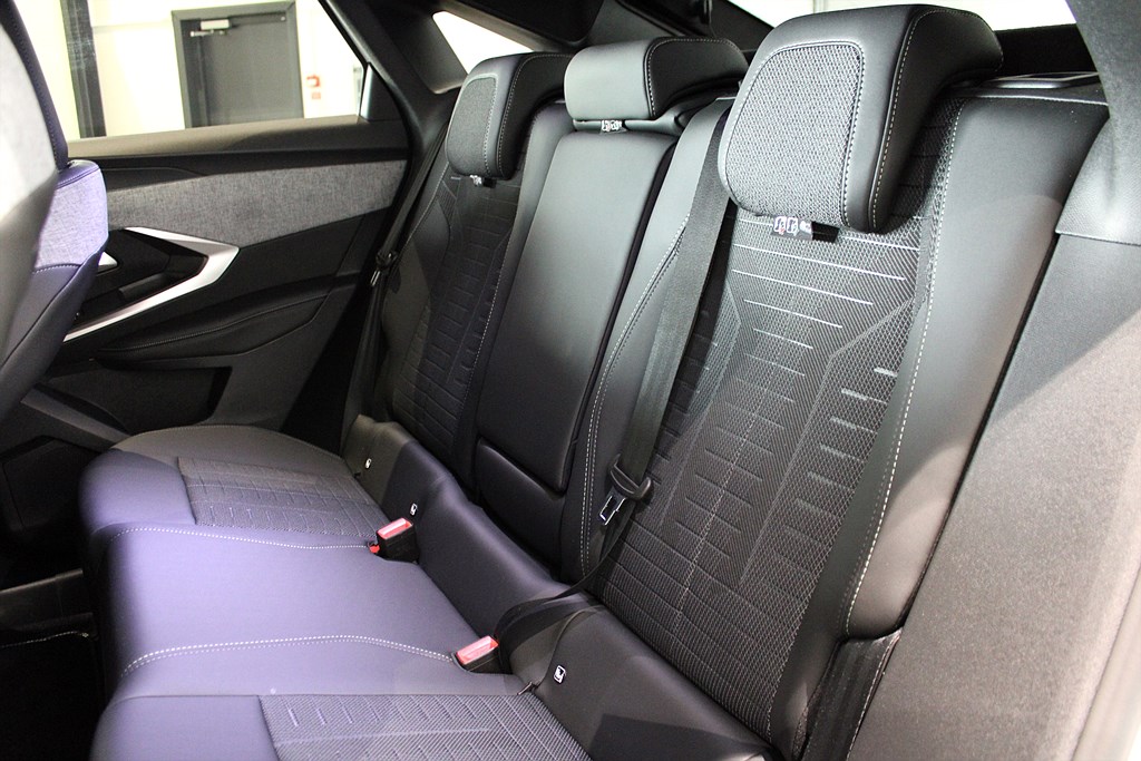 Bild på GT Hybrid 145hk Aut - B-KAMERA,CARPLAY,NAV