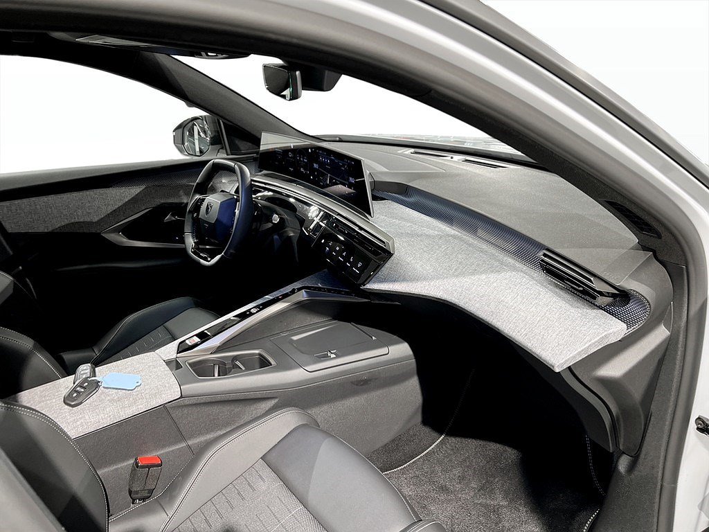 Bild på GT Hybrid 145hk Aut - 7-SITS, WIDESCREEN