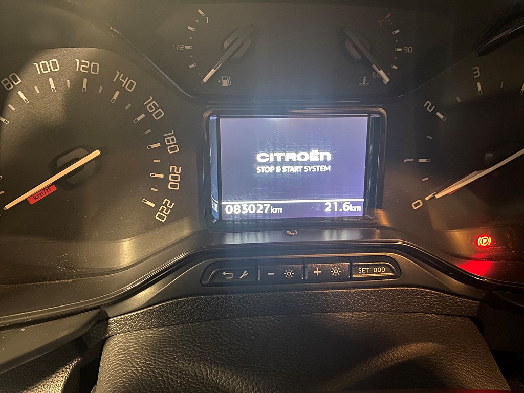 Bild på Premium Business  1.5 BHDi 130hk Aut L2 - DRAG