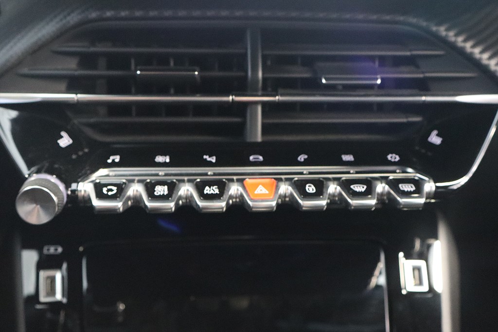 Bild på GT 1.2 PT 155hk Aut - B-KAMERA, CARPLAY, NAVI