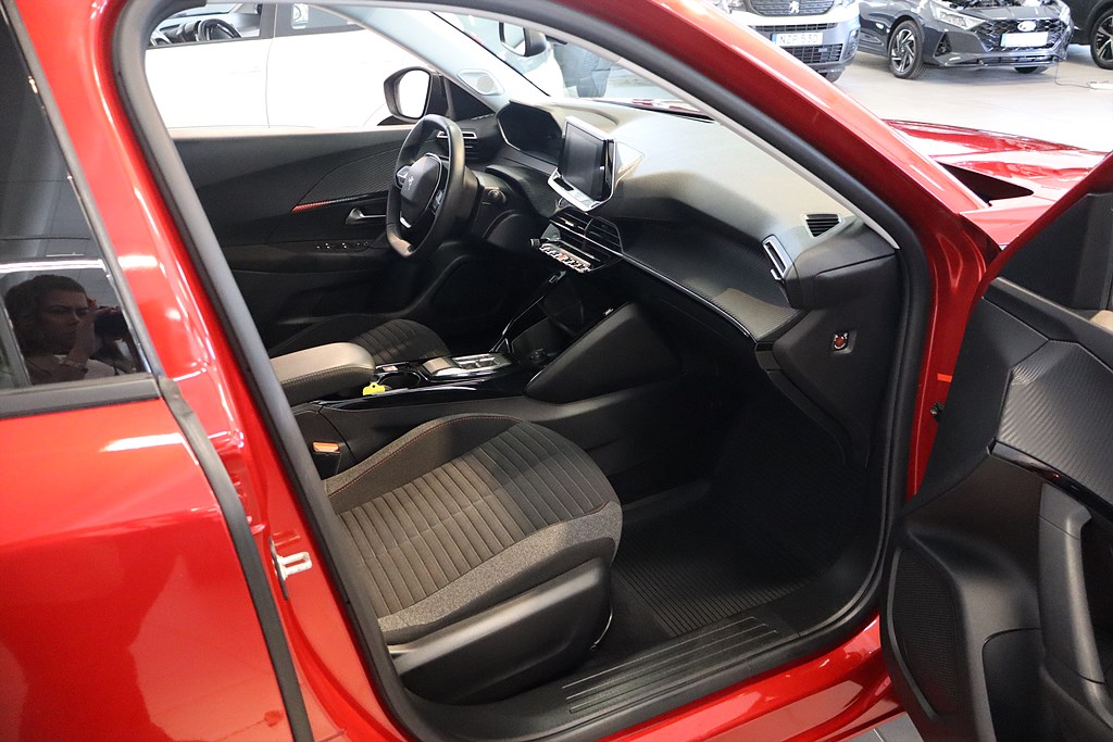Bild på Active Pack 50kWh 136hk Aut - CARPLAY